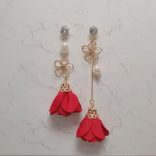 Load image into Gallery viewer, Pink-red Camelia Earrings