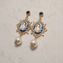 Load image into Gallery viewer, Classic Lady Oil Painting Earrings