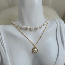 Load image into Gallery viewer, Elegant Layered Pearl Choker Necklace - Gold ver.
