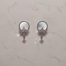 Load image into Gallery viewer, Angelic Mother of Pearl Earrings - Silver