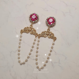 Fuchsia Queen Earrings