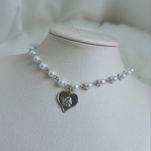 Load image into Gallery viewer, Baby Angel Pearl Choker - Silver ver. (Choi Yena Necklace)