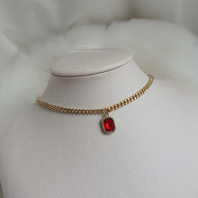 Load image into Gallery viewer, City Women Gold Chain Choker - Ruby Red (STAYC Isa, Dreamcatcher Yoohyeon Necklace)
