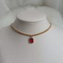 Load image into Gallery viewer, City Women Gold Chain Choker - Ruby Red (STAYC Isa, Dreamcatcher Yoohyeon Necklace)