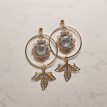 Load image into Gallery viewer, Gray and Gold Dreamcatcher Earrings