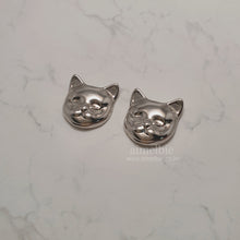 Load image into Gallery viewer, Melbie The Cat Series - Cat Face Earrings (Silver) (Red Velvet Joy, VIVIZ Sinb Earrings)
