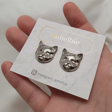 Load image into Gallery viewer, Melbie The Cat Series - Cat Face Earrings (Silver) (Red Velvet Joy, VIVIZ Sinb Earrings)