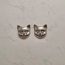 Load image into Gallery viewer, Melbie The Cat Series - Cat Face Earrings (Silver) (Red Velvet Joy, VIVIZ Sinb Earrings)