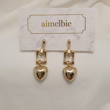 Load image into Gallery viewer, Urban Golden Heart Earrings