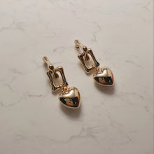Load image into Gallery viewer, Urban Golden Heart Earrings