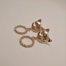 Load image into Gallery viewer, Melbie The Cat Series - Antique Cat Knobs Earrings (Gold ver.)