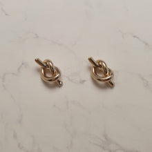 Load image into Gallery viewer, Daily Knot Earrings - Gold