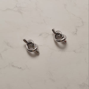 Daily Knot Earrings - Silver