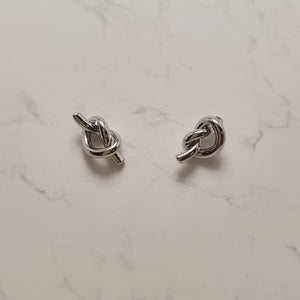 Daily Knot Earrings - Silver
