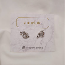 Load image into Gallery viewer, Daily Knot Earrings - Silver