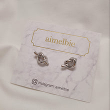 Load image into Gallery viewer, Daily Knot Earrings - Silver