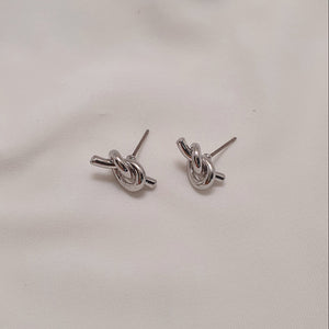 Daily Knot Earrings - Silver