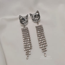 Load image into Gallery viewer, Melbie The Cat Series - City of Blinding Lights (Silver ver.)