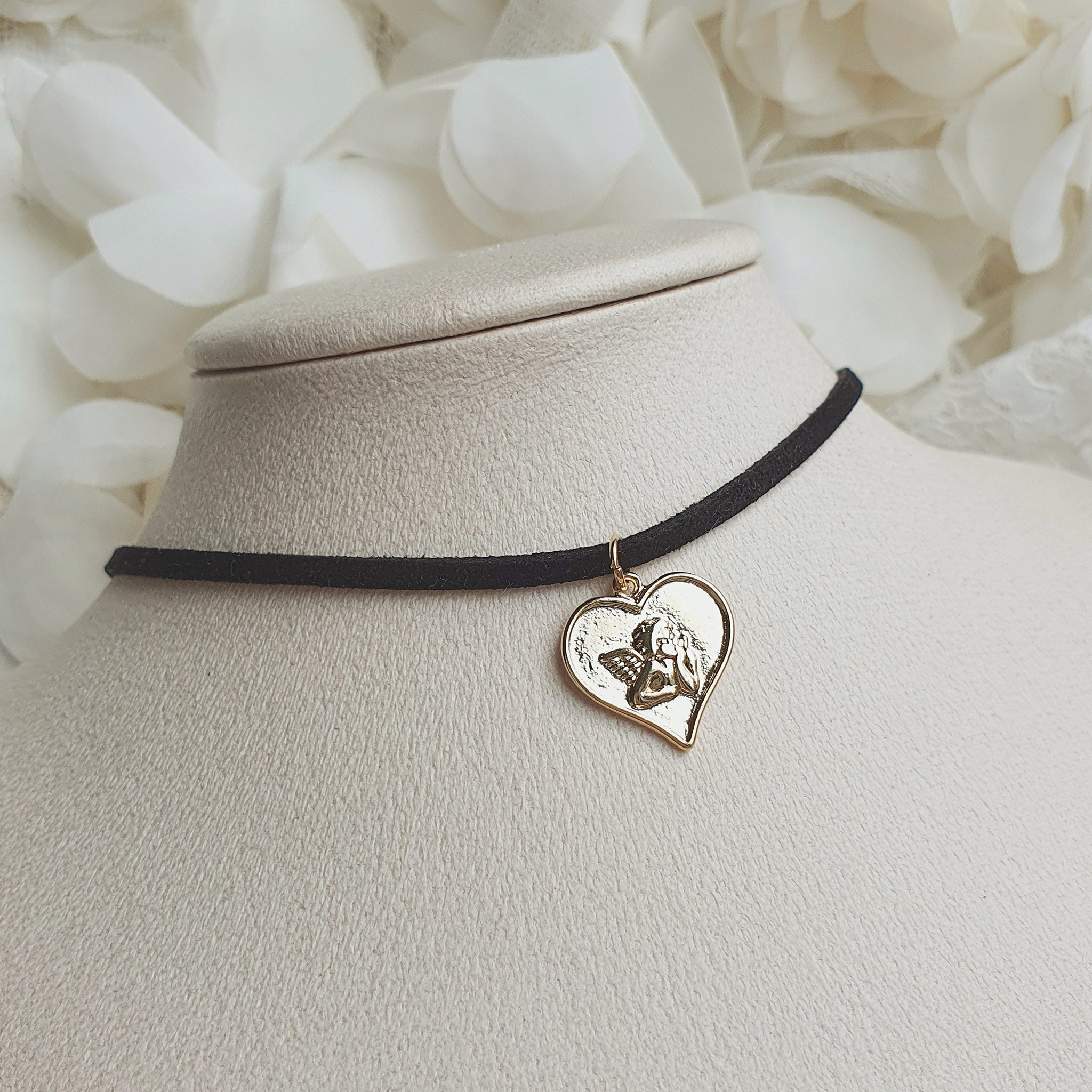 Heart Locket Layered Pearl Choker Necklace - Gold ver. (Billlie Sheon –  aimelbie