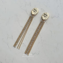 Load image into Gallery viewer, Gold Shower Earrings