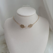 Load image into Gallery viewer, Gold Princess Semi-Choker Necklace
