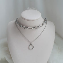 Load image into Gallery viewer, Urban Chain Layered Choker Necklace (Risabae Necklace)