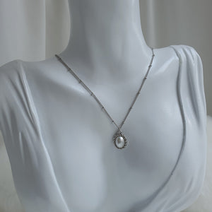 Elegant Layered Pearl Choker Necklace - Silver ver.