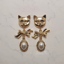 Load image into Gallery viewer, Melbie The Cat Series - Sweet Kitty Earrings
