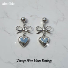 Load image into Gallery viewer, Vintage Silver Heart Earrings