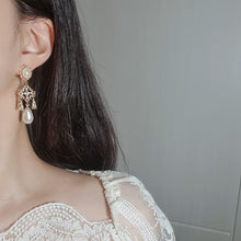 Load image into Gallery viewer, Rococo Chandelier Earrings - Gold
