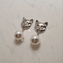 Load image into Gallery viewer, Melbie The Cat Series - Pearl Earrings (Silver ver.)