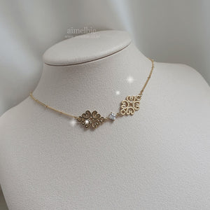 Gold Princess Semi-Choker Necklace