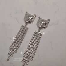Load image into Gallery viewer, [KARA Heo Youngji Earrings] Melbie The Cat Series - City of Blinding Lights (Silver ver.)