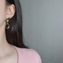 Load image into Gallery viewer, Melbie The Cat Series - Moon and Big Pearl Earrings (Gold ver.)