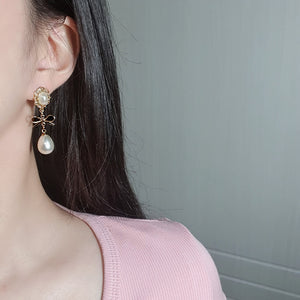 Little Women Earrings - Gold ver. (STAYC J Earrings)