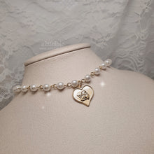 Load image into Gallery viewer, Baby Angel Pearl Choker - Gold ver. (Billlie Tsuki Necklace)