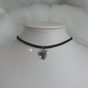 Vintage Heart Locket Choker - Silver ver.