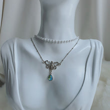 Load image into Gallery viewer, Blue Green Fantasia Necklace