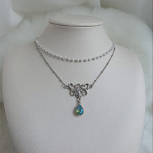 Load image into Gallery viewer, Blue Green Fantasia Necklace