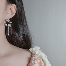 Load image into Gallery viewer, Laurel Moon Earrings