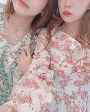 Load image into Gallery viewer, Baby Angel Pearl Choker - Gold ver. (Billlie Tsuki Necklace)
