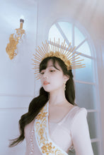 Load image into Gallery viewer, Aphrodite Series - Under the Moonlight Earrings (Peach ver.)