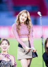 Load image into Gallery viewer, Vintage Gold Heart Earrings (Red Velvet Joy, STAYC Sieun Earrings)