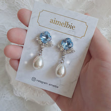 Load image into Gallery viewer, Cushion Square crystal earrings - Light Sapphire