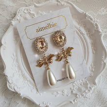 Load image into Gallery viewer, [IVE Leeseo, SNSD Tiffany Earrings) Golden Shadow and Ribbon Earrings