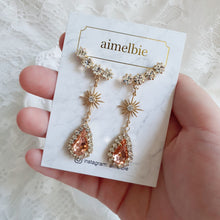 Load image into Gallery viewer, Stellar Elf Earrings - Peach