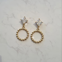 Load image into Gallery viewer, Diamond and Gold Ring Earrings (STAYC Isa, fromis_9 Chaeyoung Earrings)