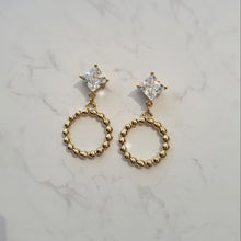 Load image into Gallery viewer, Diamond and Gold Ring Earrings (STAYC Isa, fromis_9 Chaeyoung Earrings)