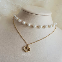 Load image into Gallery viewer, Pretzel Layered Pearl Choker Necklace - Gold ver. (Red Velvet Joy Necklace)