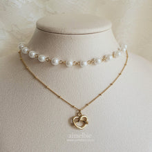Load image into Gallery viewer, Pretzel Layered Pearl Choker Necklace - Gold ver. (Red Velvet Joy Necklace)